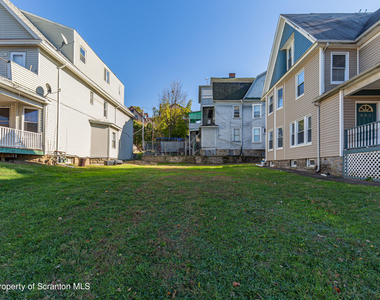 802 Quincy Avenue - Photo Thumbnail 9