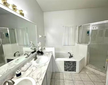 5212 Jasmine Trace Lane - Photo Thumbnail 8