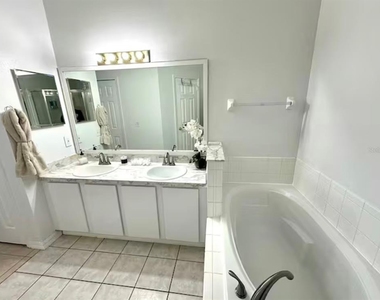 5212 Jasmine Trace Lane - Photo Thumbnail 7