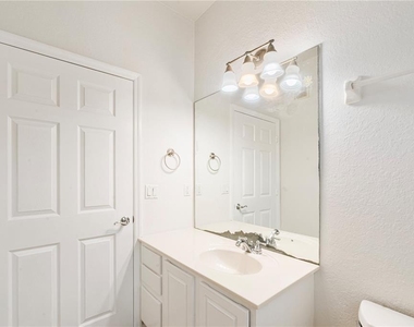3332 Robert Trent Jones Drive - Photo Thumbnail 11