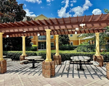 6380 Contessa Drive - Photo Thumbnail 3