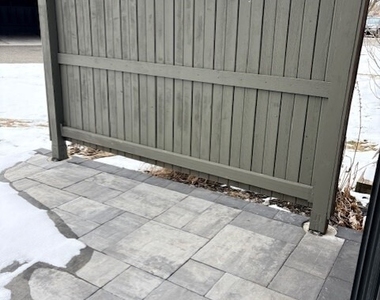 7 Spring Street - Photo Thumbnail 15