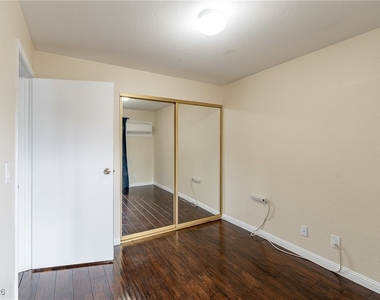 450 Elm Drive - Photo Thumbnail 17