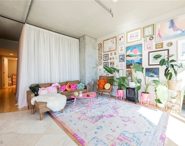 353 E Bonneville Avenue - Photo Thumbnail 11