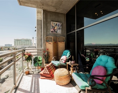 353 E Bonneville Avenue - Photo Thumbnail 16