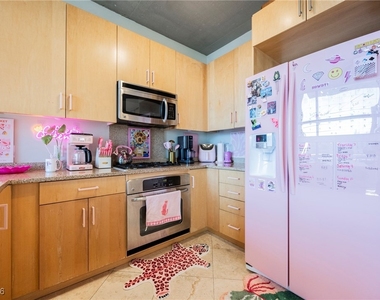 353 E Bonneville Avenue - Photo Thumbnail 9