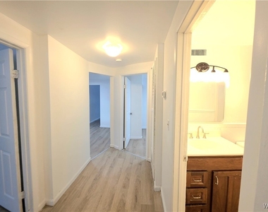 50 Strasbourg Drive - Photo Thumbnail 4