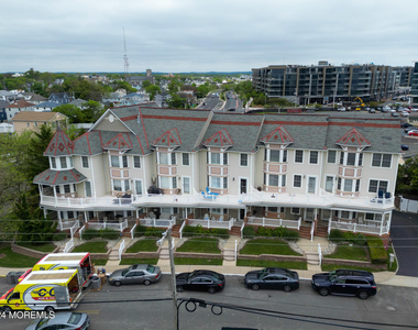 29 Pavilion Avenue - Photo Thumbnail 4