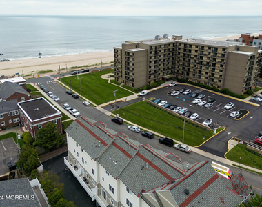 29 Pavilion Avenue - Photo Thumbnail 2