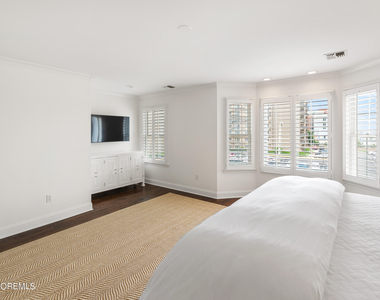 29 Pavilion Avenue - Photo Thumbnail 18