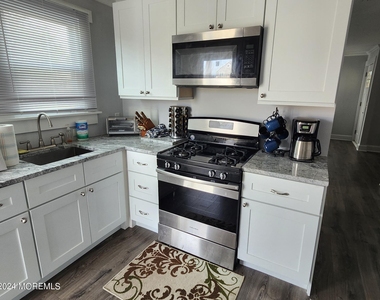 200 15th Avenue - Photo Thumbnail 6