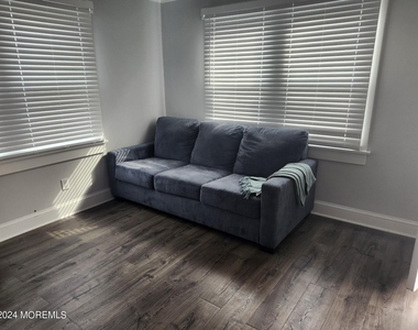 200 15th Avenue - Photo Thumbnail 2