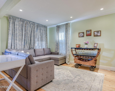 26 Heck Avenue - Photo Thumbnail 9