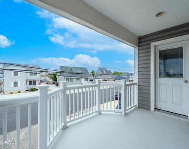 219 3rd Avenue - Photo Thumbnail 20