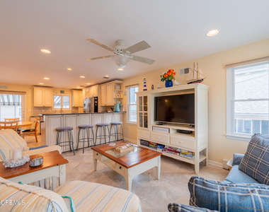 219 3rd Avenue - Photo Thumbnail 9