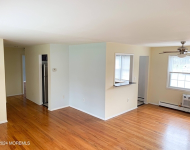 364 Westwood Avenue - Photo Thumbnail 4