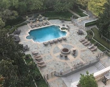 3535 Gillespie Street - Photo Thumbnail 4