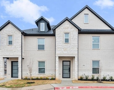 2355 Spring Park Boulevard - Photo Thumbnail 1