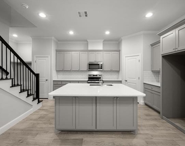 2355 Spring Park Boulevard - Photo Thumbnail 10