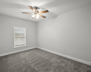 2355 Spring Park Boulevard - Photo Thumbnail 26
