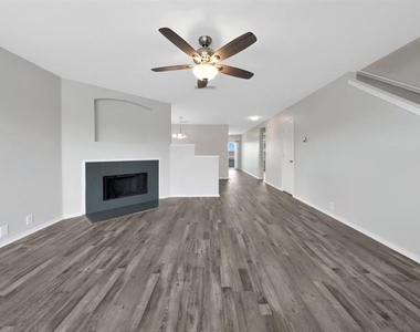 235 Yale Boulevard - Photo Thumbnail 14