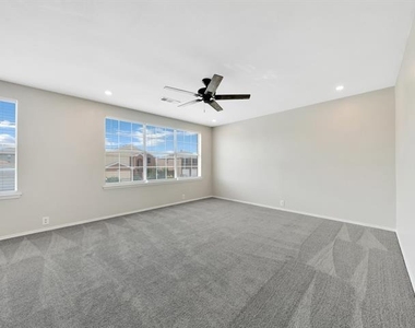 235 Yale Boulevard - Photo Thumbnail 27