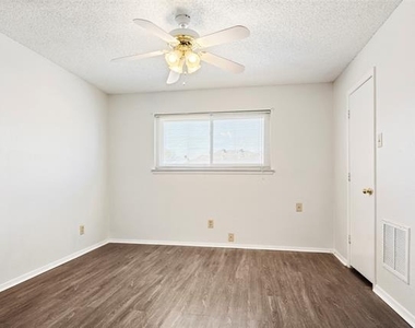 7591 Tournament Road - Photo Thumbnail 15