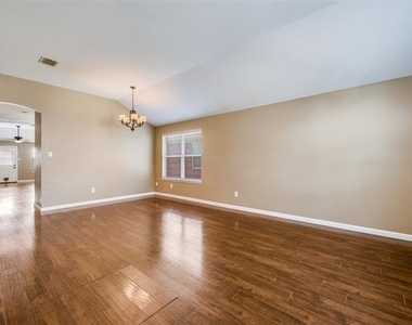 1918 Caddo Street - Photo Thumbnail 2