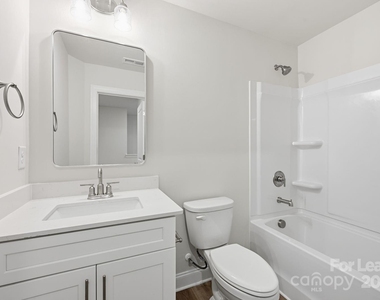 11003 Valkyrie Lane - Photo Thumbnail 6