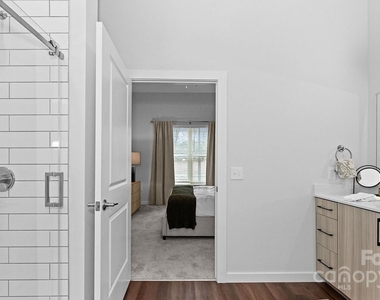 5120 77 Center Drive - Photo Thumbnail 22