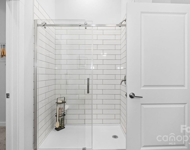 5120 77 Center Drive - Photo Thumbnail 23
