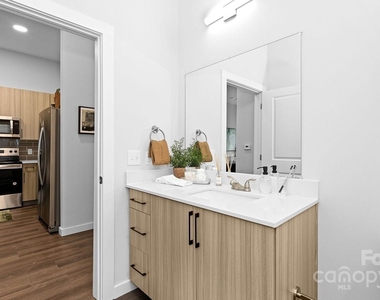 5120 77 Center Drive - Photo Thumbnail 25