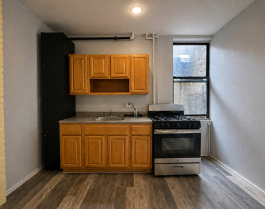 422 East 118th Street - Photo Thumbnail 4
