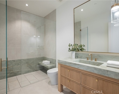 24341 Rolling View Road - Photo Thumbnail 33