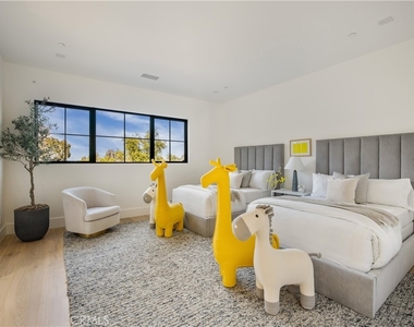 24341 Rolling View Road - Photo Thumbnail 30