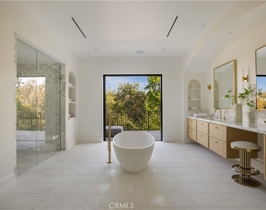24341 Rolling View Road - Photo Thumbnail 21
