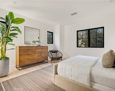24341 Rolling View Road - Photo Thumbnail 28