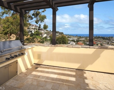 1131 Emerald Bay - Photo Thumbnail 7
