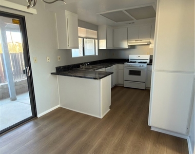 10547 Cochiti Road - Photo Thumbnail 4