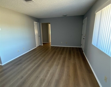 10547 Cochiti Road - Photo Thumbnail 8