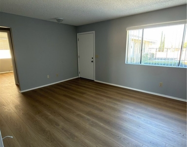 10547 Cochiti Road - Photo Thumbnail 6