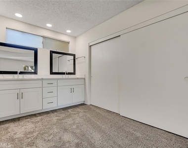 2785 Westfield Place - Photo Thumbnail 33
