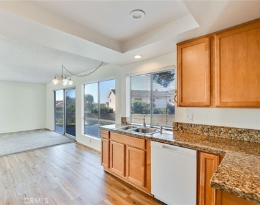 2785 Westfield Place - Photo Thumbnail 11