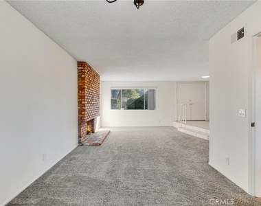 2785 Westfield Place - Photo Thumbnail 10