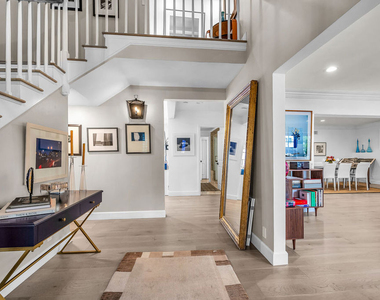 751 Westholme Avenue - Photo Thumbnail 2