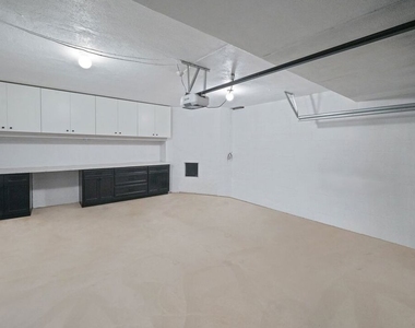 751 Westholme Avenue - Photo Thumbnail 44