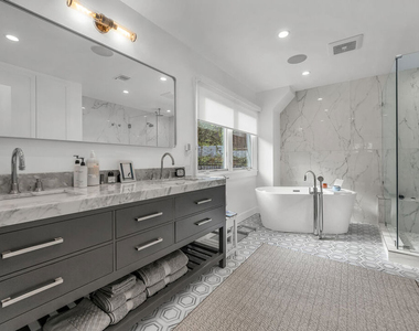 751 Westholme Avenue - Photo Thumbnail 18