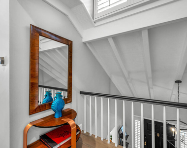 751 Westholme Avenue - Photo Thumbnail 33