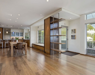 1625 N Crescent Heights Boulevard - Photo Thumbnail 7
