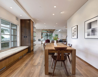 1625 N Crescent Heights Boulevard - Photo Thumbnail 8